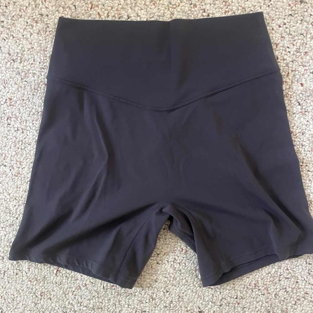 Vitality Cloud II Volley Short
Color: Iron 
Size: Large